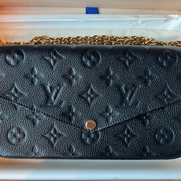 LOUIS VUITTON LV NIB Felicie Pochette Mongram Empriente Leather - Picture 3 of 16